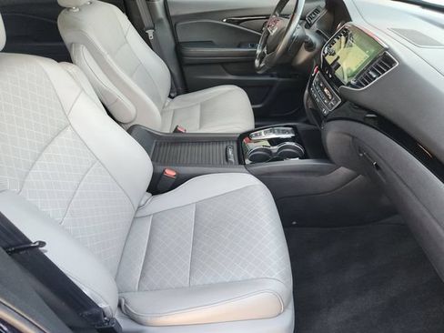 Used 2019 Honda Passport Touring image 11