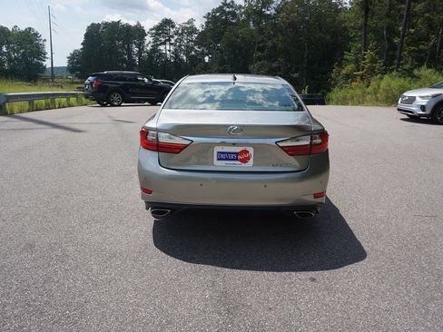 Used 2016 Lexus ES 350 w/ Premium Package w/Wood Trim FWD image 21