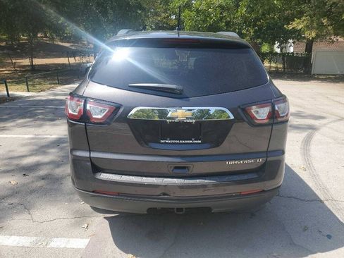 Used 2014 Chevrolet Traverse LT FWD image 4