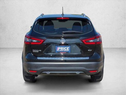 Used 2021 Nissan Rogue Sport SV FWD image 7