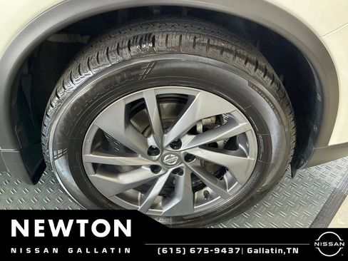 Used 2016 Nissan Rogue SL w/ SL Premium Package FWD image 53