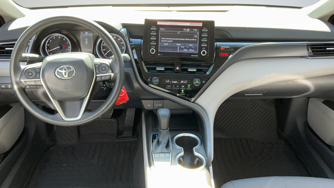 Used 2024 Toyota Camry LE FWD image 7