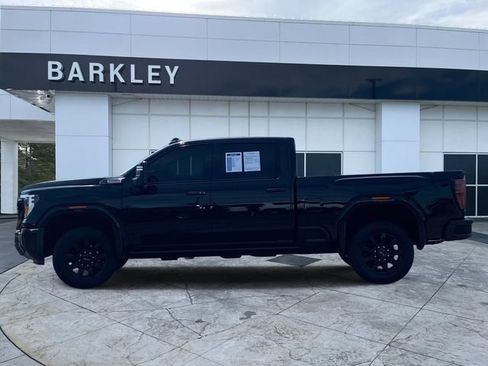 Certified 2025 GMC Sierra 2500 AT4 AWD/4WD image 6
