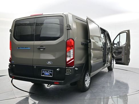 Used 2026 Ford E-Transit Low Roof RWD image 46