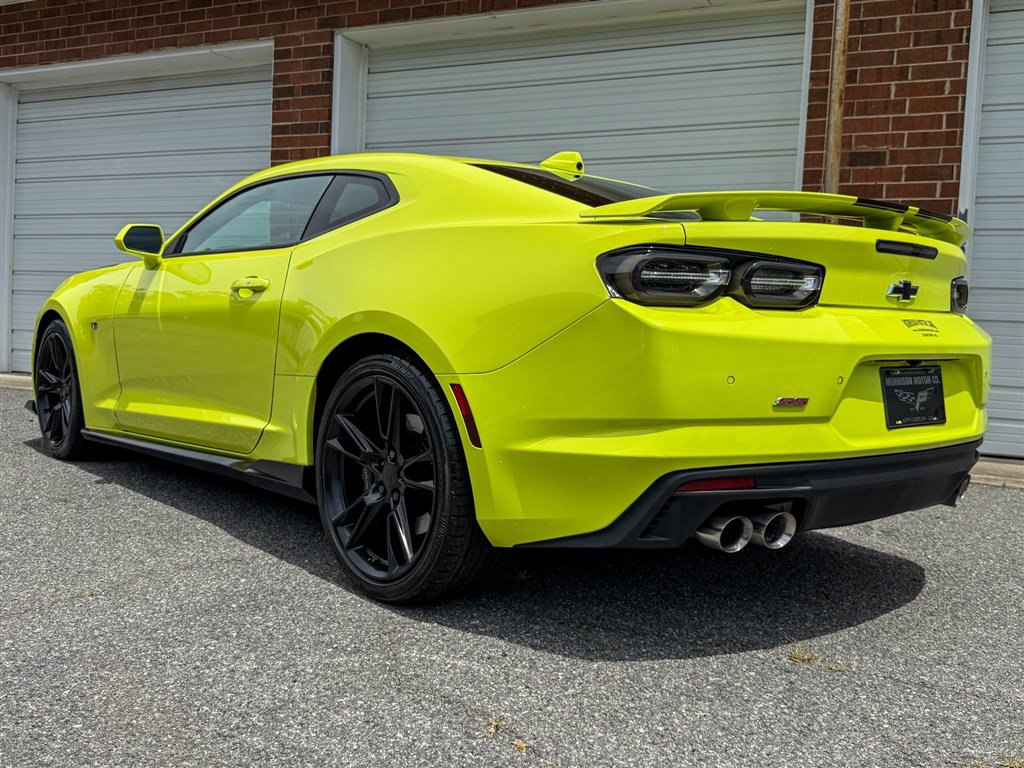 Used 2021 Chevrolet Camaro SS RWD image 24