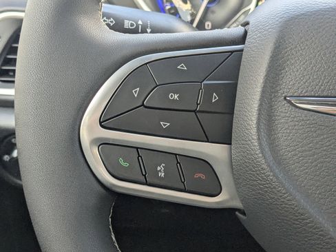 New 2026 Chrysler Voyager LX image 24