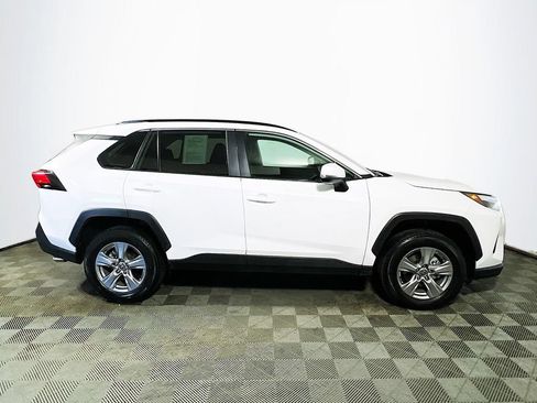 Certified 2025 Toyota RAV4 XLE AWD/4WD image 8