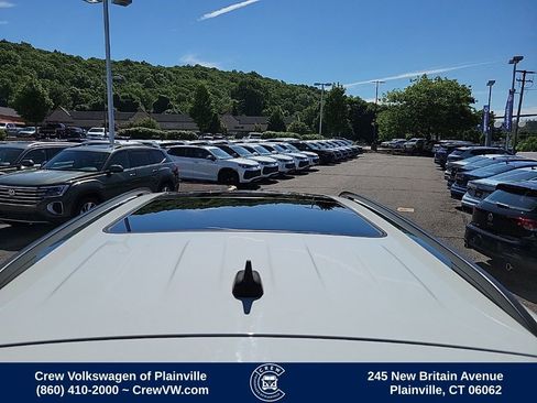 Used 2021 Volkswagen Tiguan SE R-Line AWD/4WD image 30