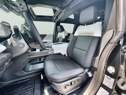 New 2025 GMC Hummer EV 2X image 19