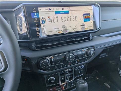 New 2026 Jeep Gladiator Mojave w/ Steel Bumper Group AWD/4WD image 12