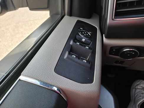Used 2019 Ford F250 XLT w/ XLT Value Package AWD/4WD image 29