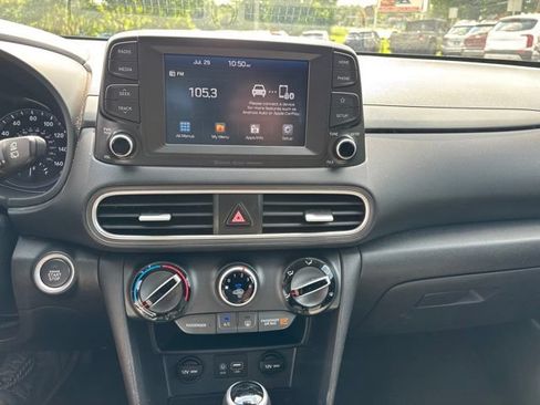Used 2018 Hyundai Kona SEL AWD/4WD image 16