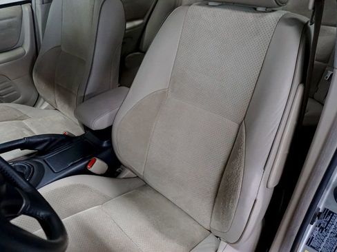 Used 2002 Lexus IS 300 image 66