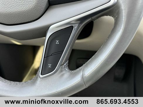 Used 2017 Cadillac XT5 Luxury w/ Driver Awareness Package image 21