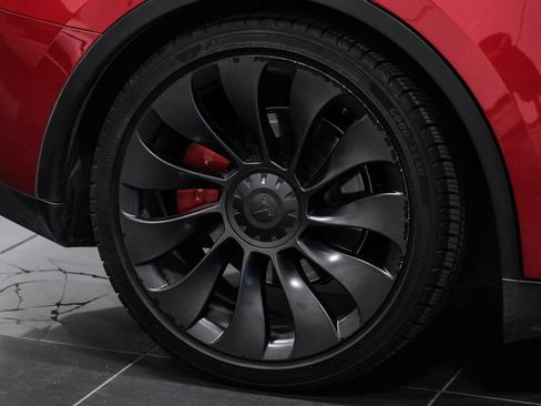 Used 2023 Tesla Model Y Performance AWD/4WD image 47