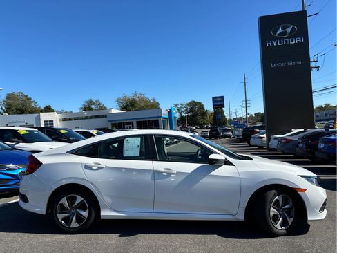 Used 2020 Honda Civic LX image 3