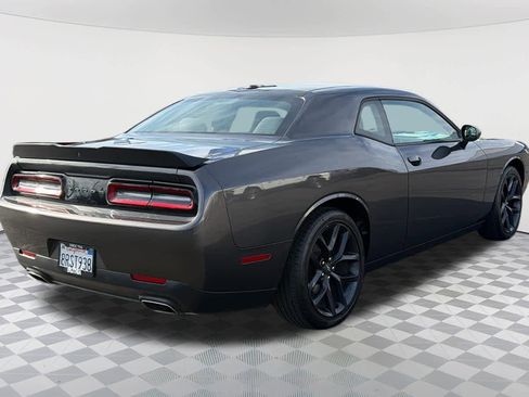 Used 2020 Dodge Challenger SXT w/ Blacktop Package RWD image 5