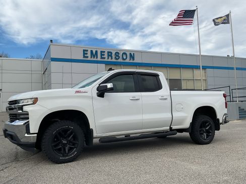 Used 2019 Chevrolet Silverado 1500 LT w/ All-Star Edition image 5