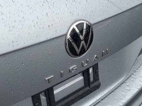 Used 2022 Volkswagen Tiguan S FWD image 28