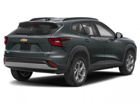 New 2026 Chevrolet Trax LS w/ LS Convenience Package FWD image 2