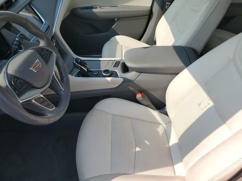 Certified 2023 Cadillac XT5 Premium Luxury w/ LPO, Floor Liner Package AWD/4WD image 26