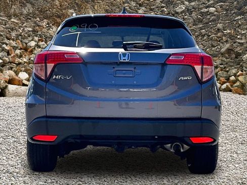 Used 2018 Honda HR-V EX-L image 4