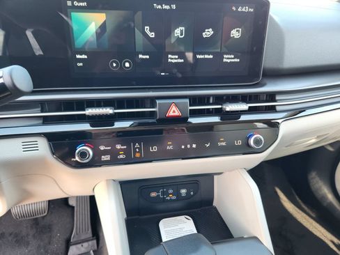 New 2026 Kia Sportage EX AWD/4WD image 18