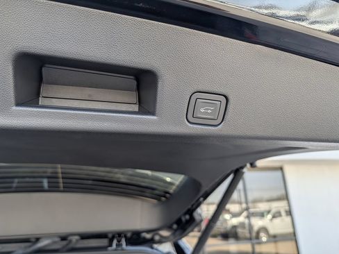 New 2026 GMC Acadia Elevation w/ Black Edition FWD image 30