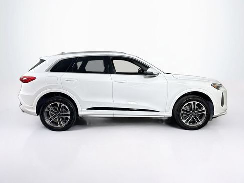 Used 2025 Audi Q5 Premium w/ Convenience Package AWD/4WD image 6