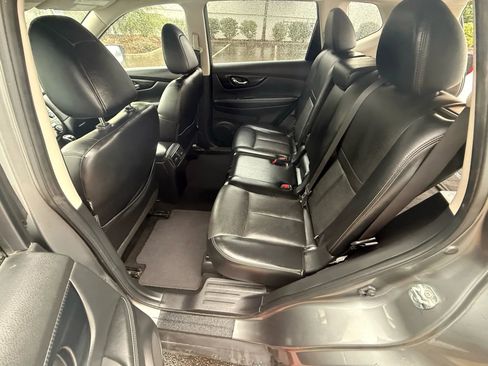 Used 2018 Nissan Rogue SL image 21