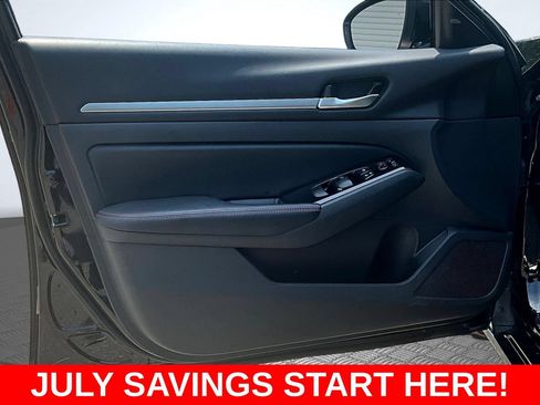 Used 2024 Nissan Altima 2.5 SR FWD image 26