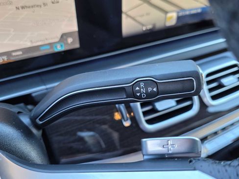 Certified 2025 Mercedes-Benz GLS 450 4MATIC image 22