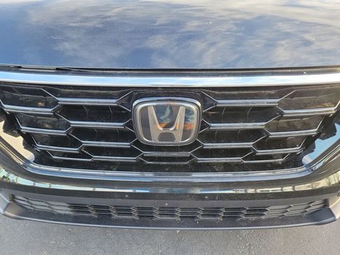 Certified 2023 Honda CR-V EX image 9