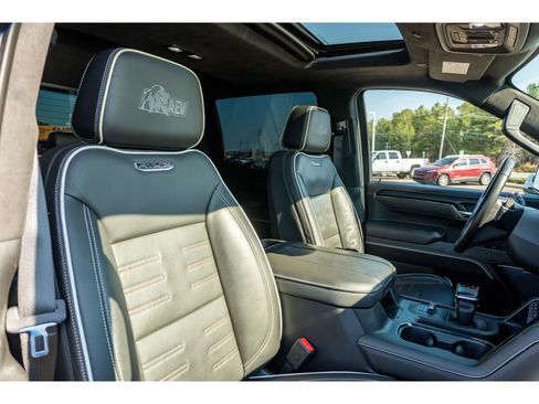 Used 2023 GMC Sierra 1500 AT4X w/ AT4X AEV Edition image 18