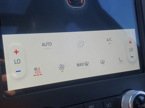 Used 2022 Ford Edge ST w/ Equipment Group 401A AWD/4WD image 26