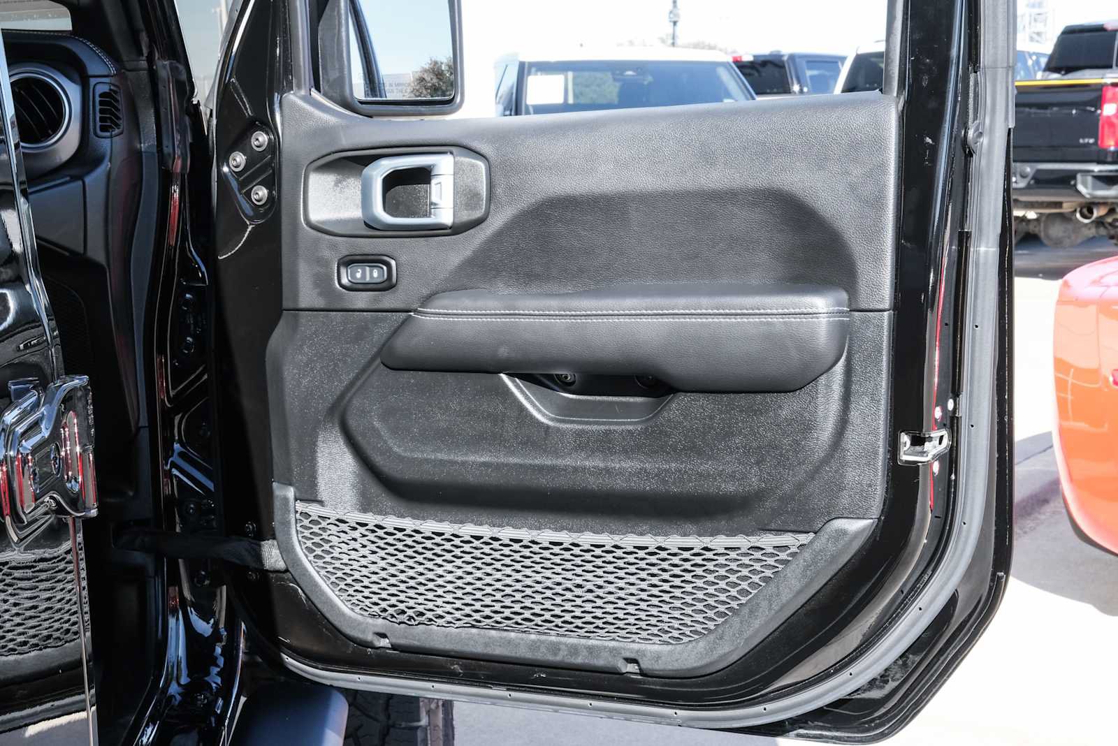 Used 2021 Jeep Gladiator Rubicon AWD/4WD image 35