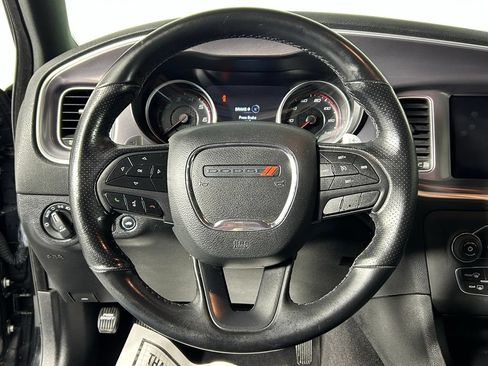 Used 2019 Dodge Charger SXT AWD/4WD image 21