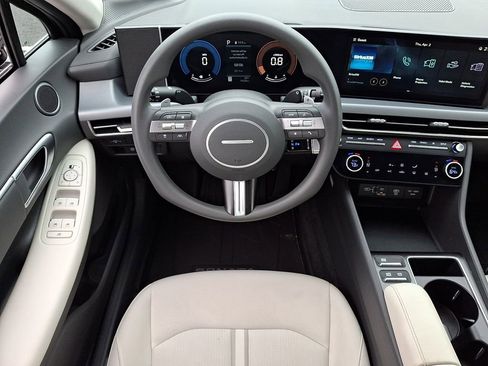Used 2024 Hyundai Sonata SEL image 2