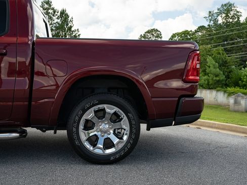 Used 2025 RAM 1500 Big Horn AWD/4WD image 6