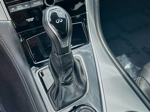 Used 2020 INFINITI Q60 3.0t Luxe w/ Cargo Package RWD image 13