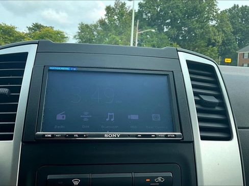Used 2019 Nissan Frontier SV AWD/4WD image 16