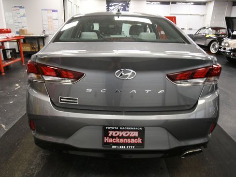 Used 2018 Hyundai Sonata SEL w/ Cargo Package image 7