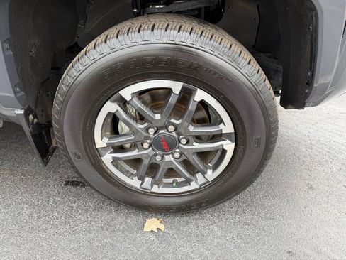 Used 2024 Toyota Tacoma TRD Sport image 8