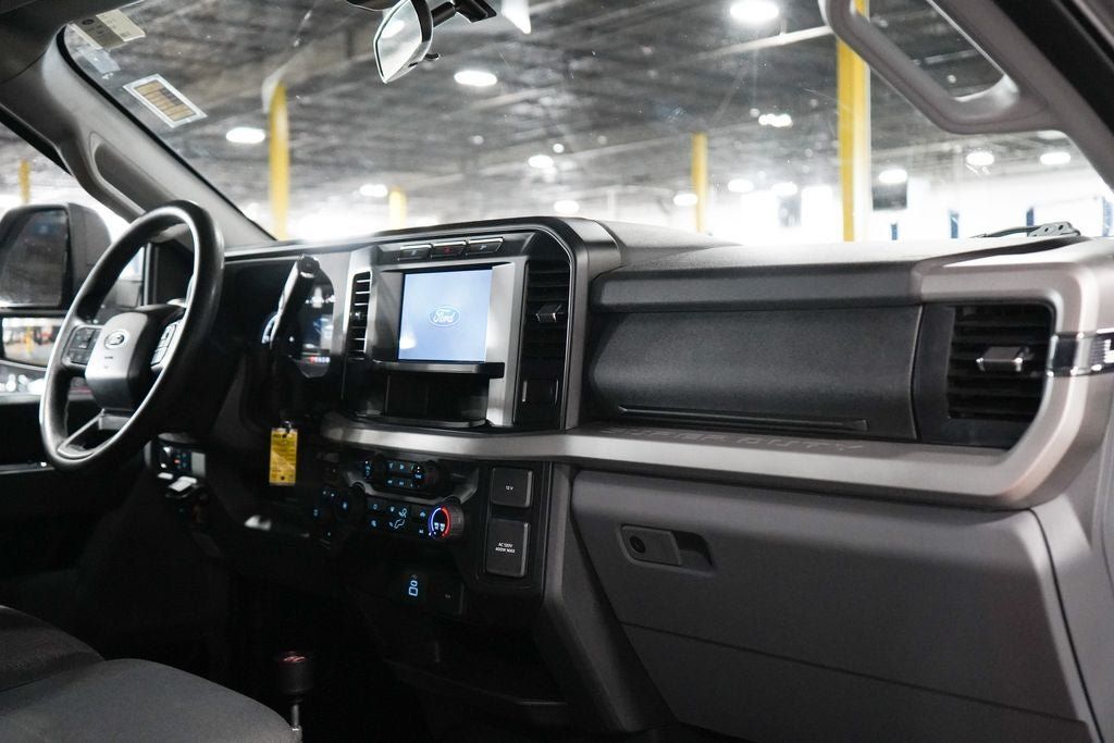 Used 2024 Ford F450 XLT AWD/4WD image 21