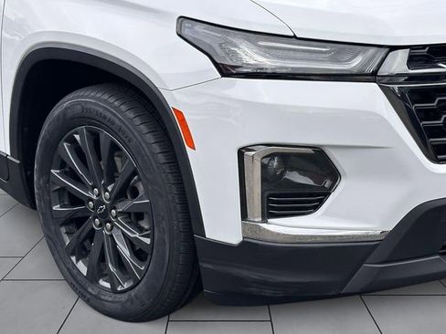 Used 2023 Chevrolet Traverse RS AWD/4WD image 9