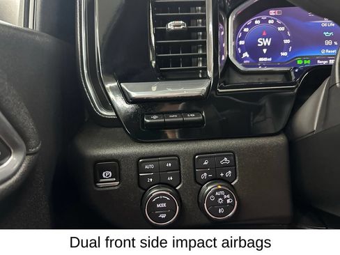 Used 2025 Chevrolet Silverado 1500 High Country w/ High Country Premium Package AWD/4WD image 45
