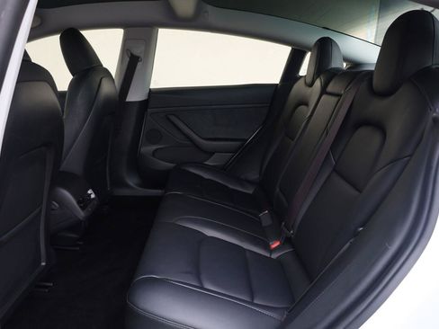 Used 2023 Tesla Model 3 Standard Range RWD image 17