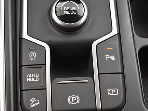 Used 2026 Kia Sorento S FWD image 24