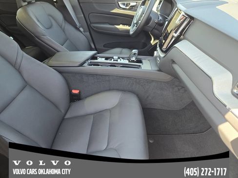 Certified 2025 Volvo XC60 B5 Plus AWD/4WD image 11