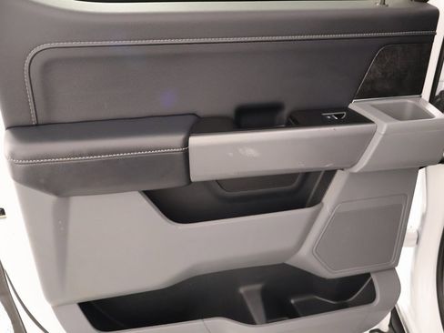 Used 2022 Ford F150 XLT w/ Equipment Group 301A Mid image 16